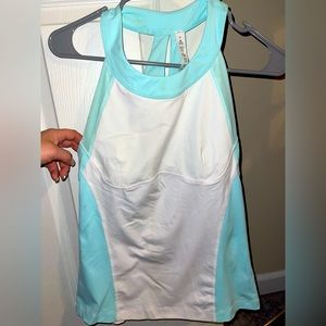 EUC LULULEMON TANK WITH SHELF BRA